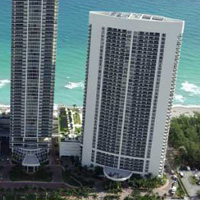 Image of Beach Club I that clicks to condo details page
