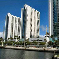 Image of Oceania III that clicks to condo details page